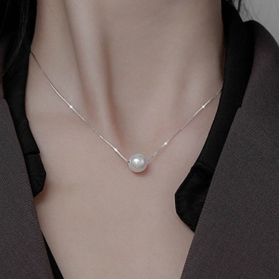 Carmina | Classic Pearl Elegance | Silver Necklace