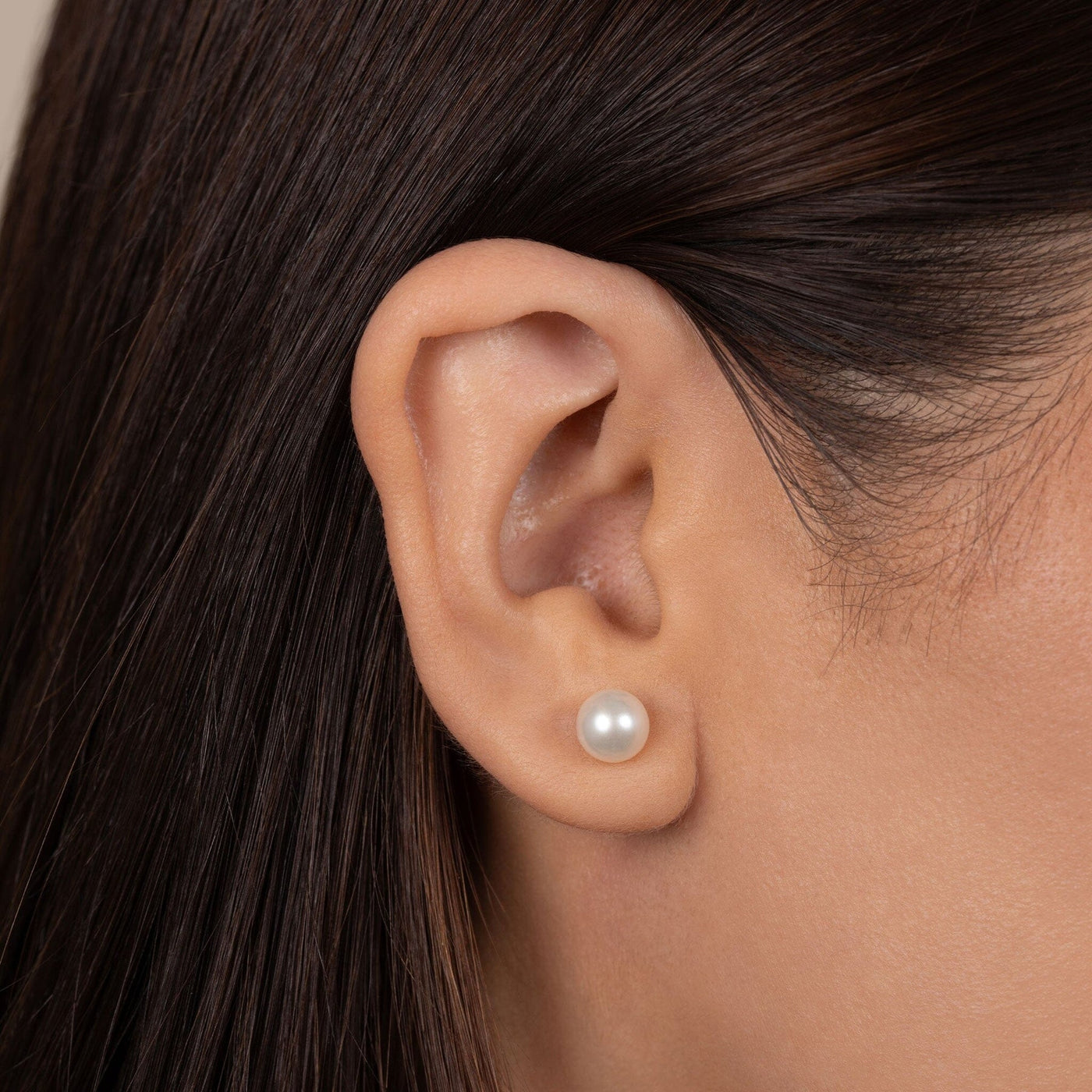 Melanie | Classic Pearl Stud | Silver Earrings