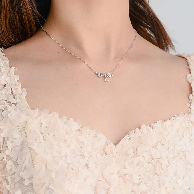 Aico | Pear Sparkling Gemstone | Silver Necklace