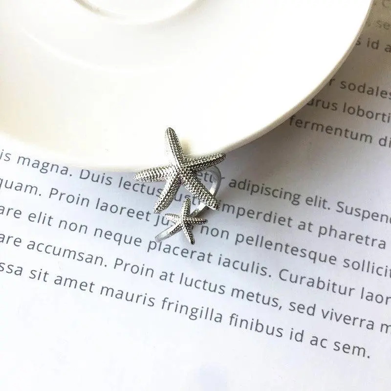 Madeline | Starfish Charm Intertwined | Silver Ring