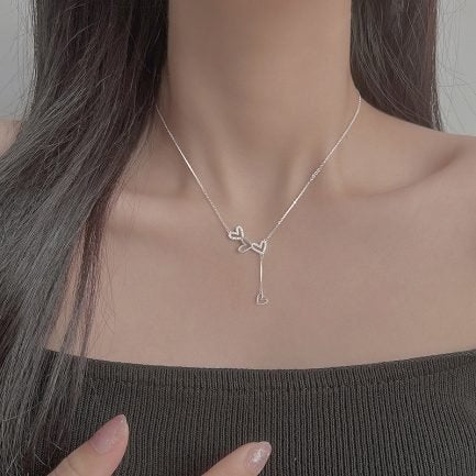 Narcisa | Sparkling Trio Heart | Silver Necklace