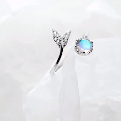 Maris | Dolphin Tail Grace |Silver Ring